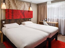 ibis Swansea