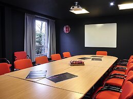ibis Swansea