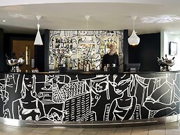 ibis Swansea