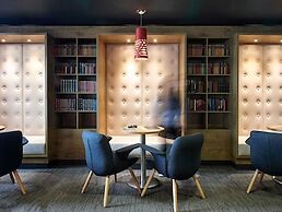 ibis Swansea