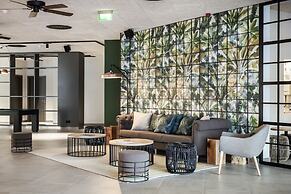 The Patio Suite Hotel