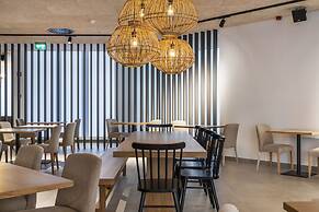 The Patio Suite Hotel