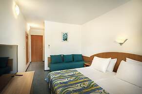 San Marino Resort