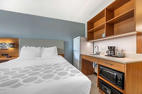 Suburban Studios Branson On The Strip