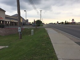 Suburban Studios Branson On The Strip