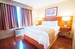 Rosslyn Inn and Suites