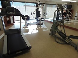 Rosslyn Inn and Suites