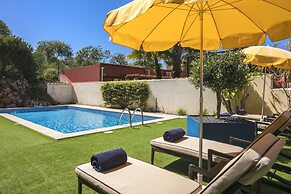 Costa D’Oiro Ambiance Village