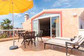 Costa D’Oiro Ambiance Village