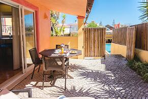 Costa D’Oiro Ambiance Village