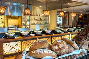 Twinpalms Surin Beach Phuket