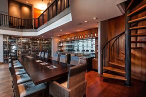 Twinpalms Surin Beach Phuket