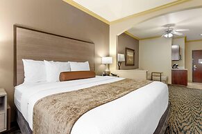 Best Western Plus Crown Colony Inn & Suites