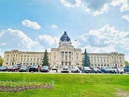 Holiday Inn Hotel & Suites Regina by IHG