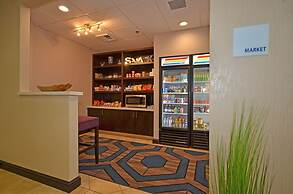Holiday Inn Express & Suites Farmington by IHG