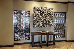 Holiday Inn Express & Suites Farmington by IHG