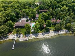 The Shallows Resort