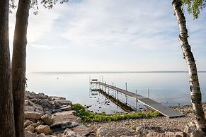 The Shallows Resort