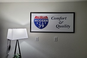 Modern Stay 39 Lakeview By OYO Minonk Garden