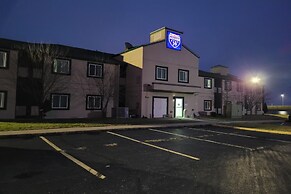 Modern Stay 39 Lakeview By OYO Minonk Garden