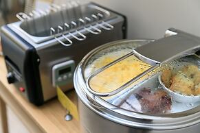 Hotel Innes by HappyCulture