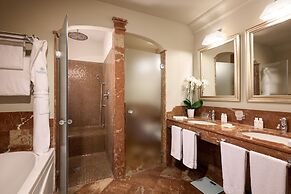 Almar Giardino di Costanza Resort & Spa