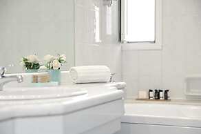 Athens Atrium Hotel and Suites