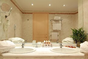 Athens Atrium Hotel and Suites