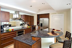 Oyster Bay Beach Resort