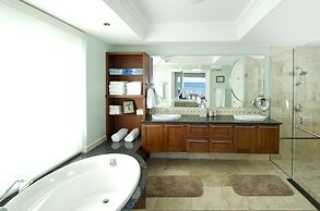 Oyster Bay Beach Resort