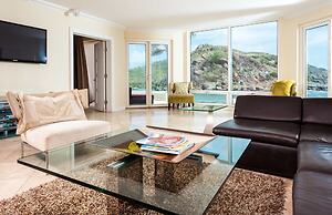 Oyster Bay Beach Resort