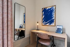 The College Hotel Amsterdam, Autograph Collection