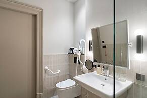 The College Hotel Amsterdam, Autograph Collection