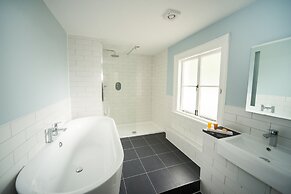 Wrexham Llyndir Hall Hotel, BW Signature Collection