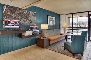 Pear Tree Inn St. Louis Airport