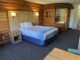 Days Inn & Suites by Wyndham Williamsburg IA North