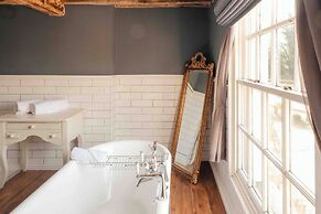 The Vicarage Freehouse & Rooms
