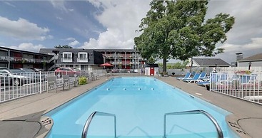 Kings Inn Near The Falls