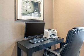 Comfort Inn & Suites Dover-Portsmouth