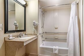 Comfort Inn & Suites Dover-Portsmouth