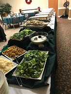 Grand View Inn & Suites