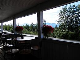 Grand View Inn & Suites