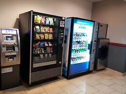 Grand View Inn & Suites