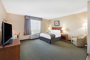 Ramada by Wyndham Clairmont/Grande Prairie