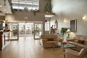 Ramada by Wyndham Clairmont/Grande Prairie