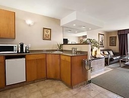 Ramada by Wyndham Clairmont/Grande Prairie