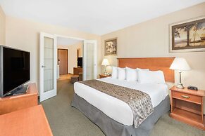 Ramada by Wyndham Clairmont/Grande Prairie