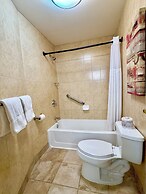 Waterloo Suites Hotel, Trademark Collection by Wyndham