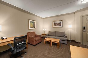 Waterloo Suites Hotel, Trademark Collection by Wyndham