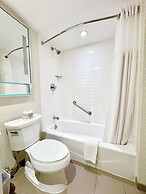 Waterloo Suites Hotel, Trademark Collection by Wyndham